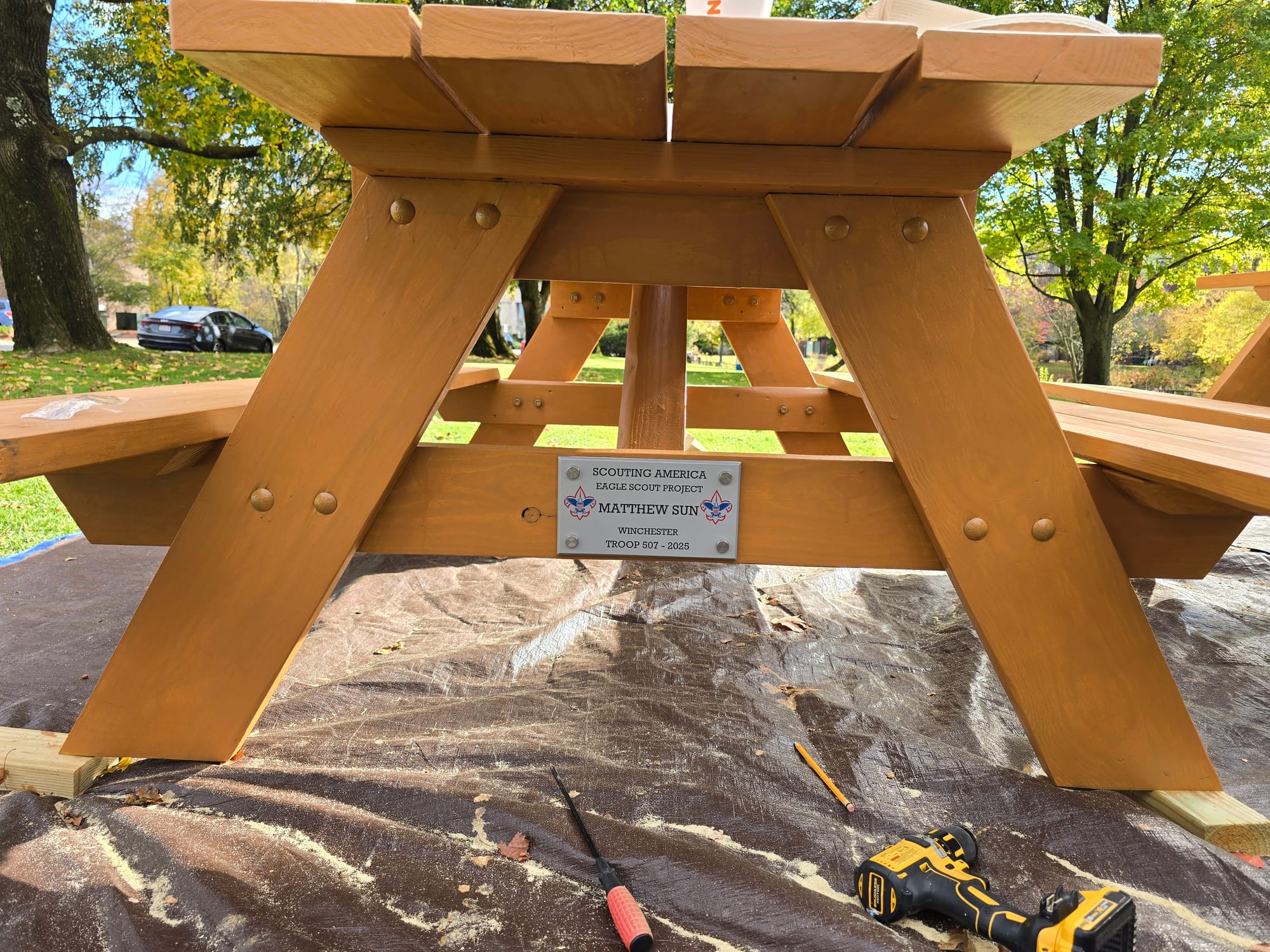 Winchester Scout Troop #507 builds picnic table at Elliot Park