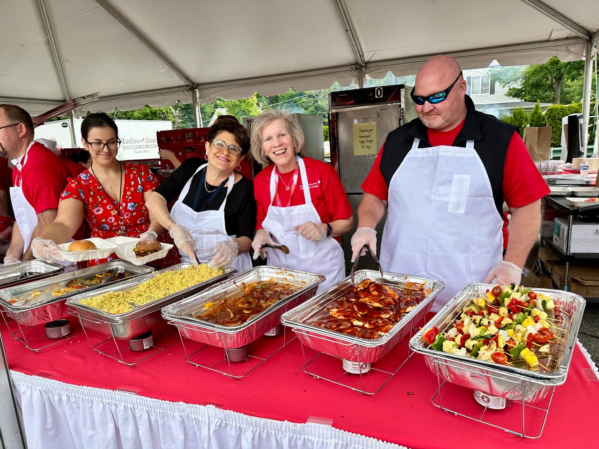 Winchester Hospital celebrates staff, volunteers with picnic