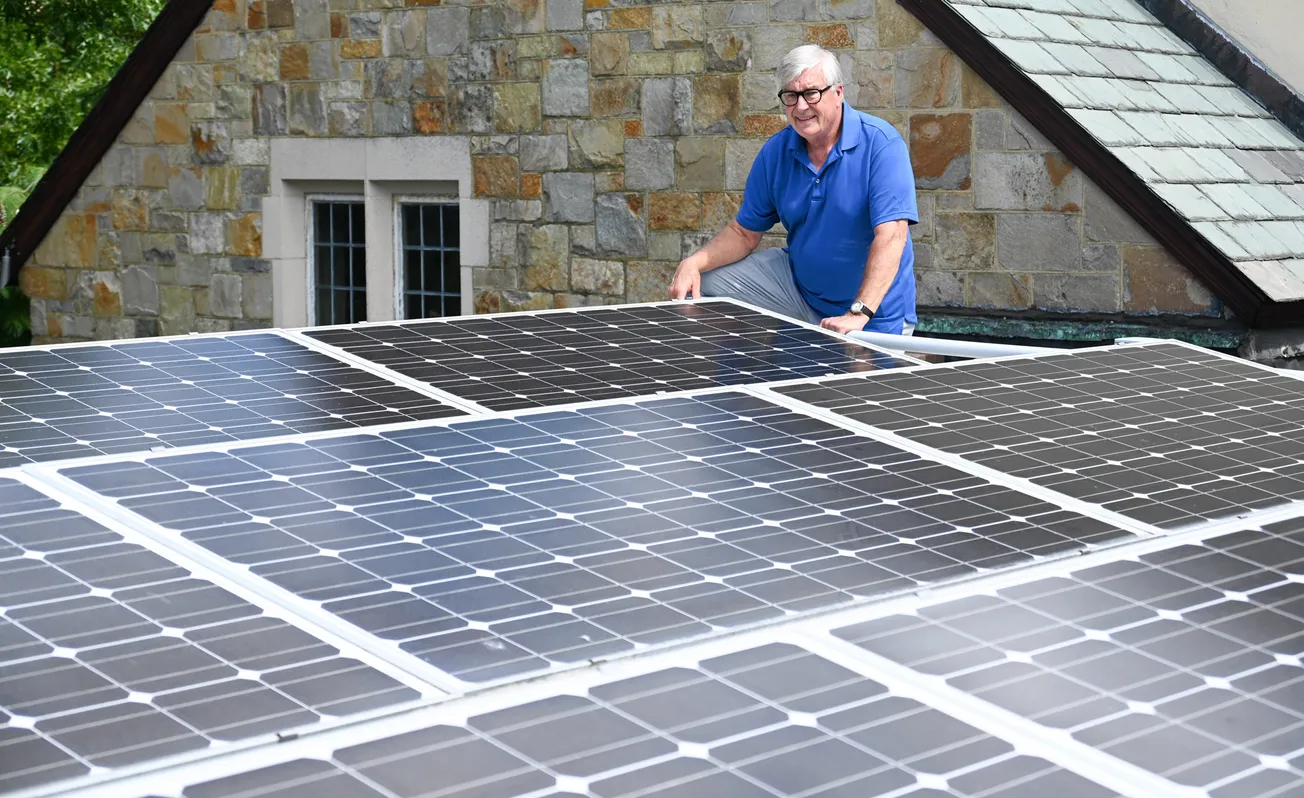 Winchester Unitarian Society shows historic churches how to save energy