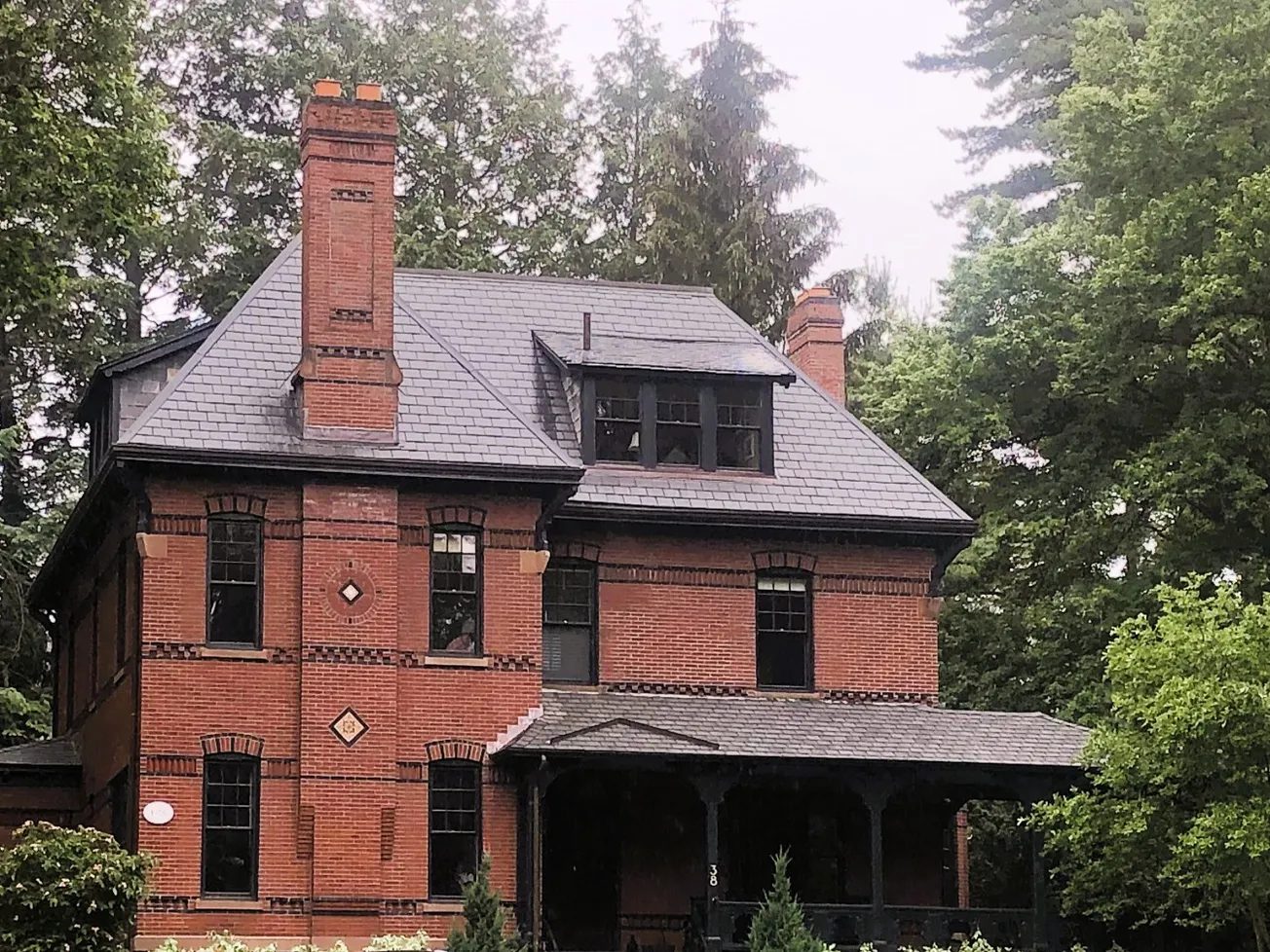 Histoury hosts tour of 19th Century Winchester homes