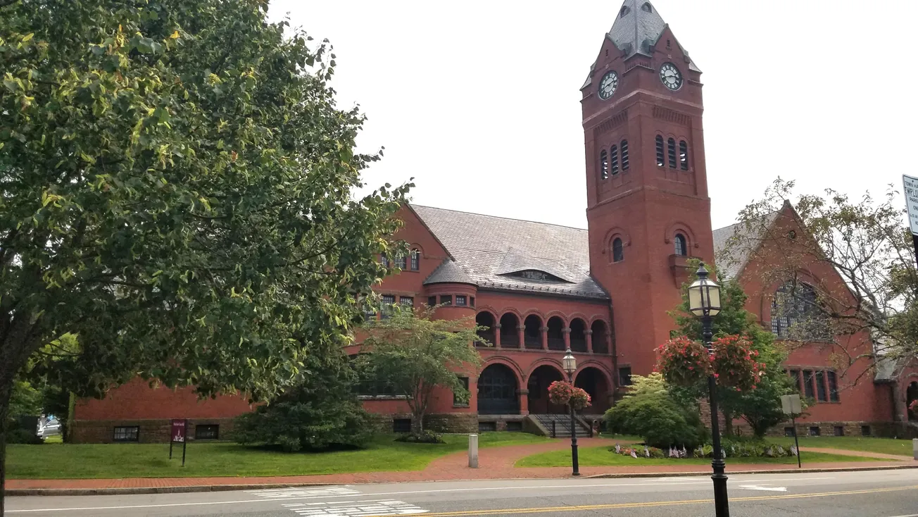 Winchester seeks resident for Finance Committee post