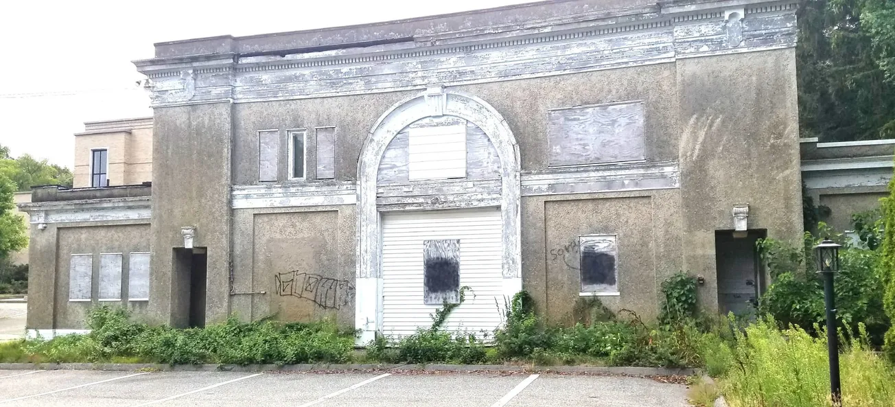 Carriage House receives a stay of demolition, Historical Commission deems building ‘historically significant’