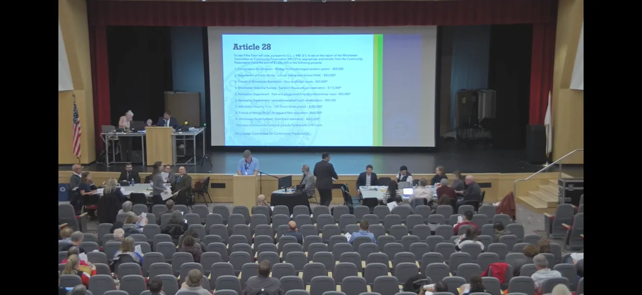 Winchester Town Meeting completes fall session with conservation, housing votes