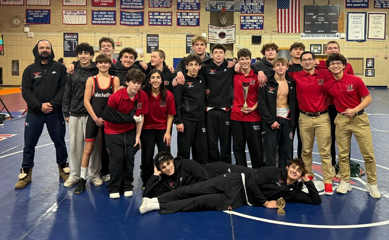 Following close loss to Arlington, Winchester wrestlers bounce back in annual Warrior Duals